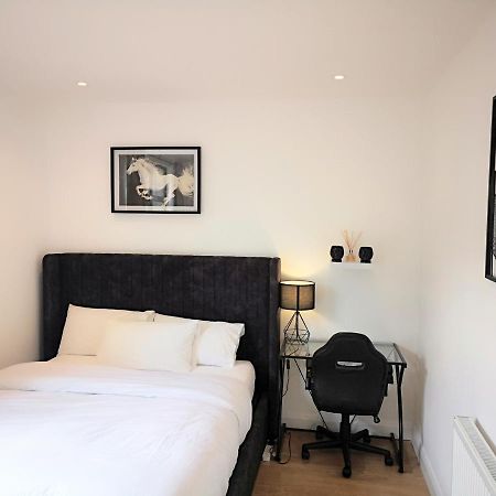 דירות היימל המפסטד Clifton Court Hemel מראה חיצוני תמונה
