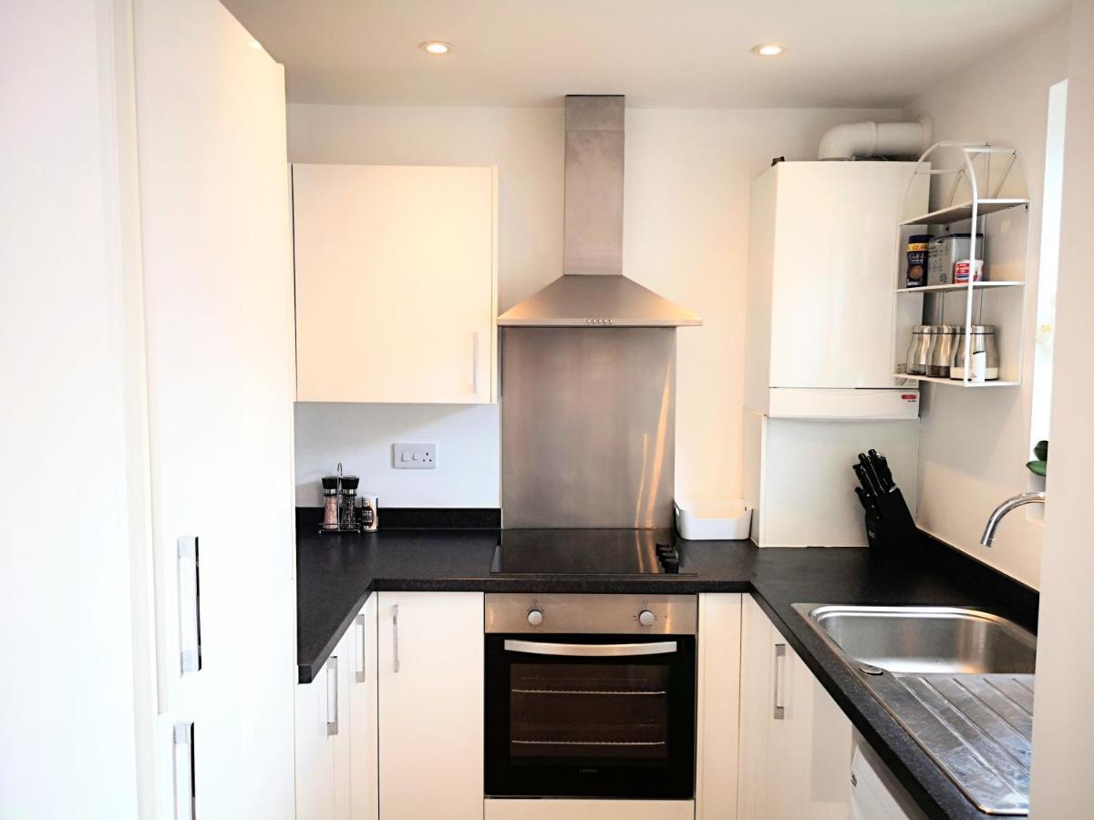 דירות היימל המפסטד Clifton Court Hemel מראה חיצוני תמונה