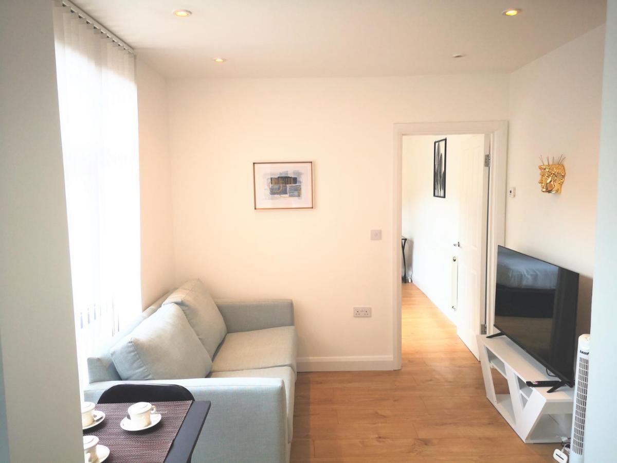 דירות היימל המפסטד Clifton Court Hemel מראה חיצוני תמונה