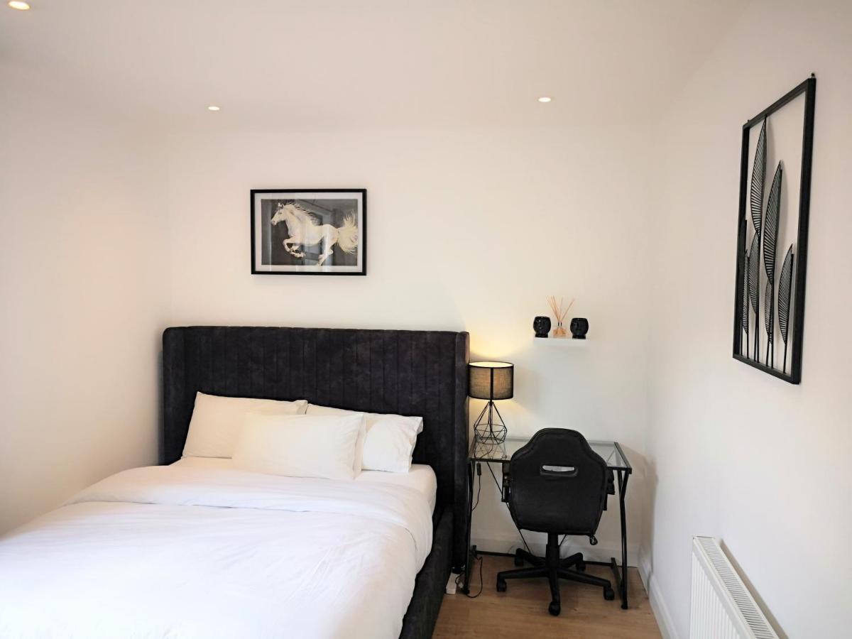 דירות היימל המפסטד Clifton Court Hemel מראה חיצוני תמונה